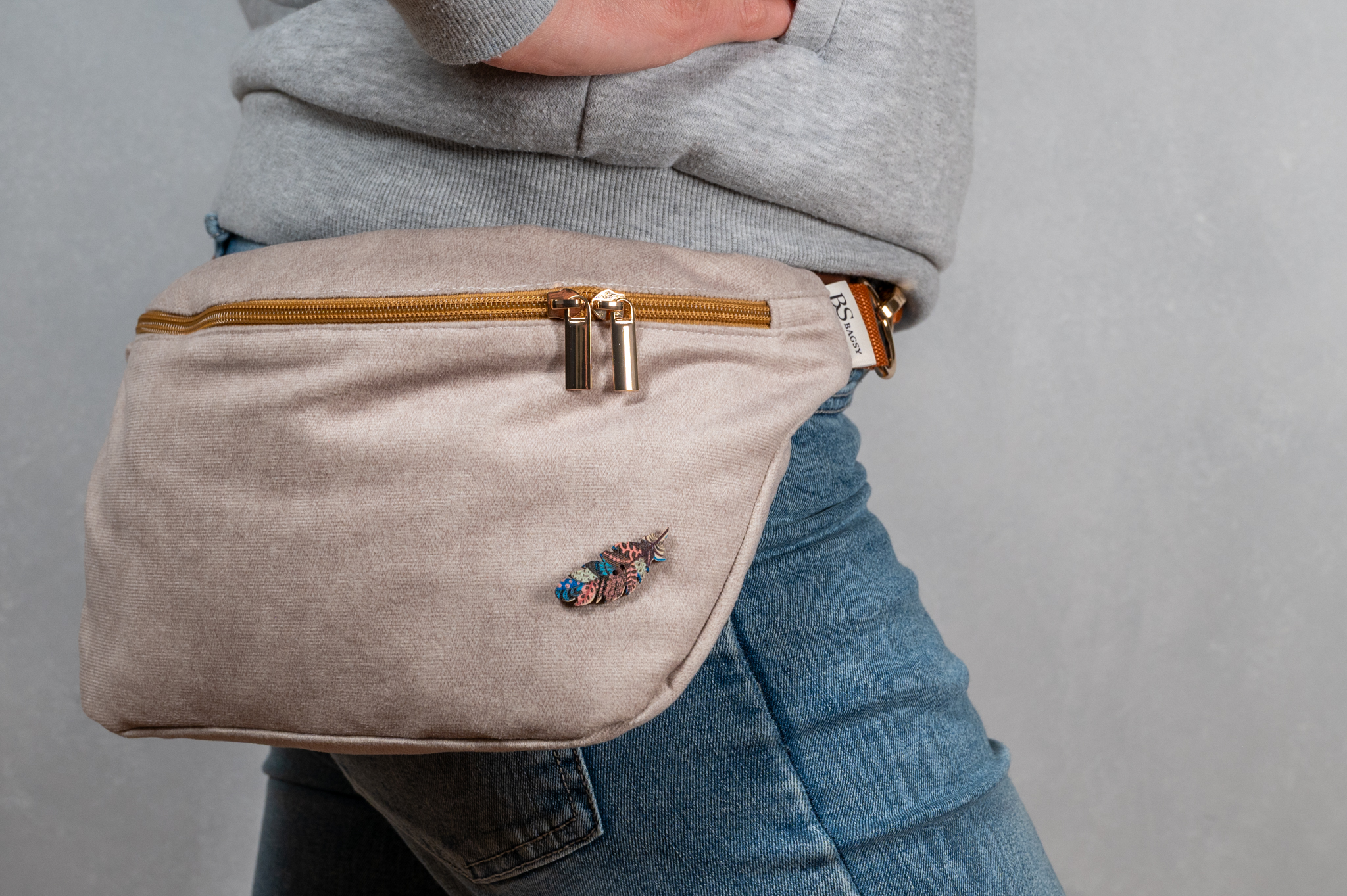 Beż Piaskowy z karmelowym zamkiem - obrazek 4