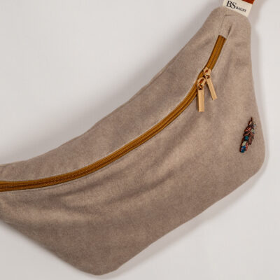 Beż Piaskowy z karmelowym zamkiem