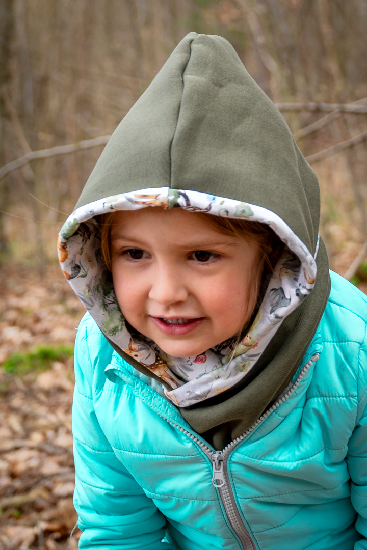 Khaki z leśnymi zwierzętami - obrazek 2